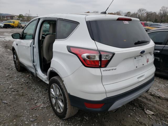 1FMCU0GD5HUA54338  ford escape se 2017 IMG 2