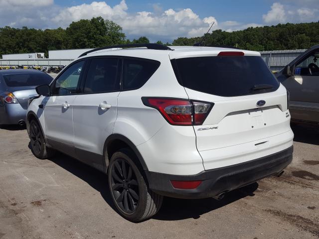 1FMCU0GD6HUC66200  ford escape se 2017 IMG 2