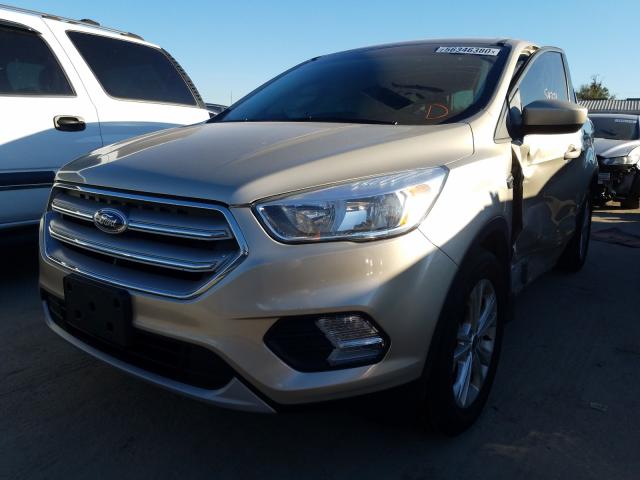 1FMCU9G94HUC70603  ford escape se 2017 IMG 1