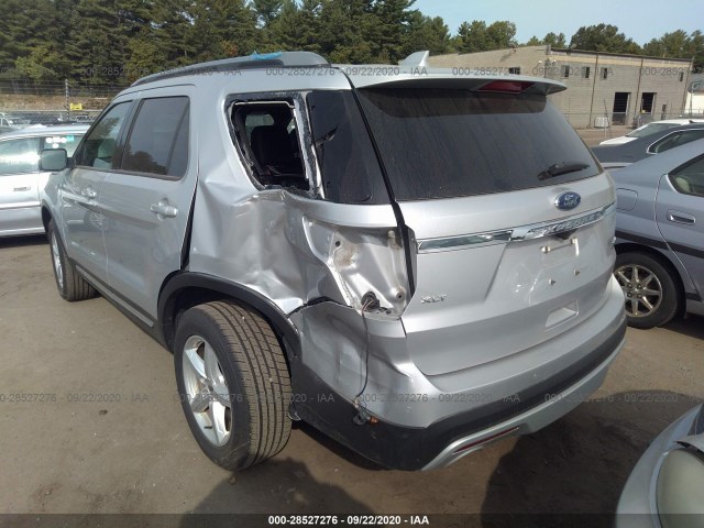 1FM5K8D89HGD14713  ford explorer 2017 IMG 2