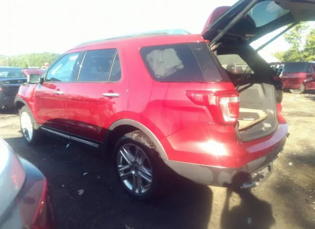 1FM5K8FHXHGD96609  ford explorer 2017 IMG 2