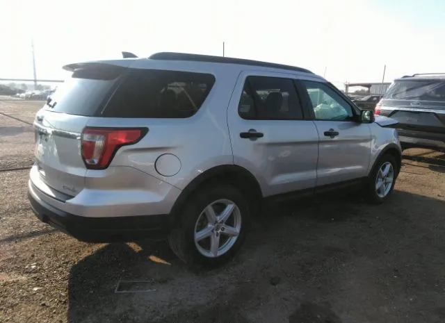 1FM5K7B89JGC70084  ford explorer 2018 IMG 3