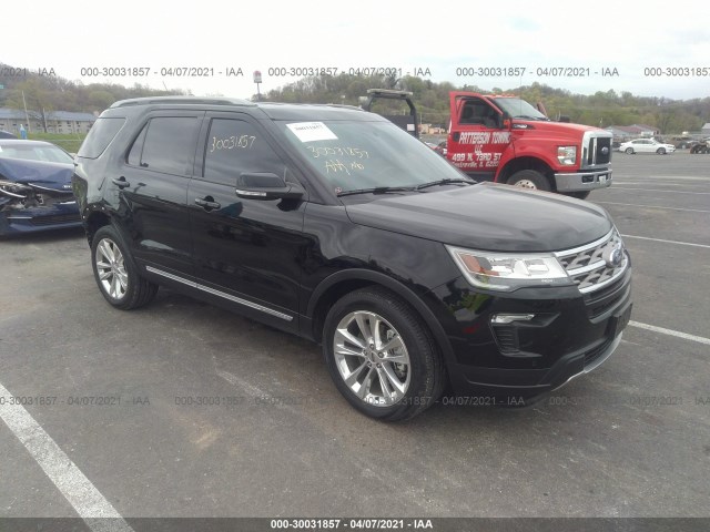 1FM5K8D8XJGA67675  ford explorer 2018 IMG 0