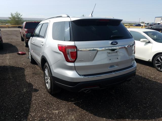 1FM5K8D8XJGC15176  ford explorer x 2018 IMG 2