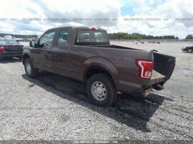 1FTFX1EF4HFC46132  ford f-150 2017 IMG 2