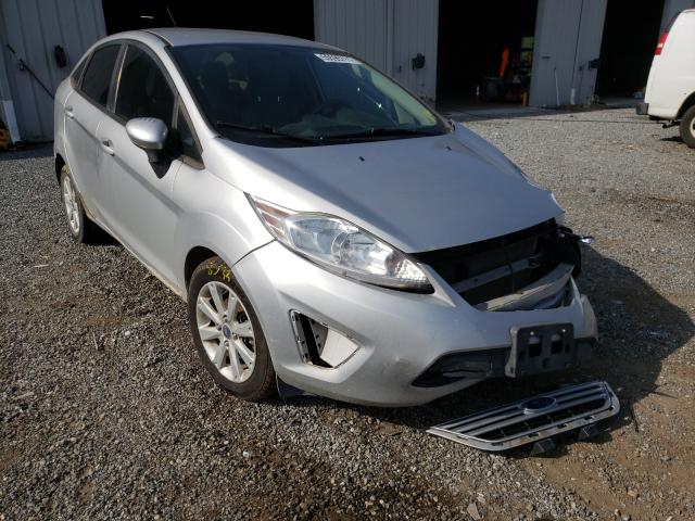 3FADP4AJ2CM117615  ford  2012 IMG 0