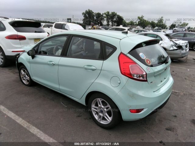 3FADP4EJ7HM103047  ford fiesta 2017 IMG 2