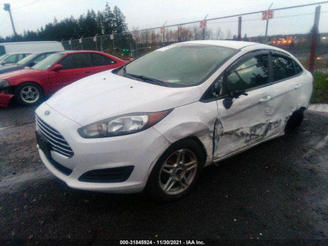 3FADP4BJ3HM143548  ford fiesta 2017 IMG 1