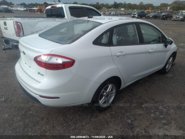 3FADP4BJ8HM138149  ford fiesta 2017 IMG 3