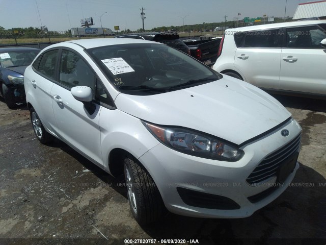 3FADP4BJ9HM110375  ford fiesta 2017 IMG 0