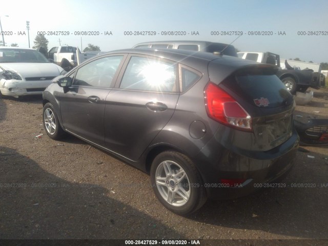 3FADP4EJ4JM102007  ford fiesta 2018 IMG 2