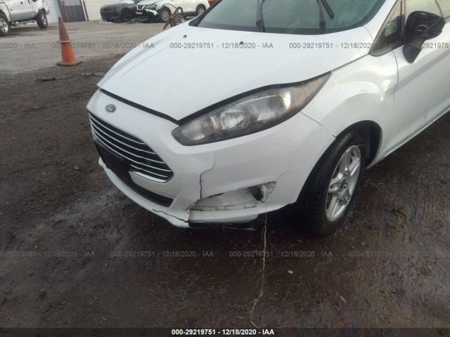 3FADP4EJ8HM135523  ford fiesta 2017 IMG 5