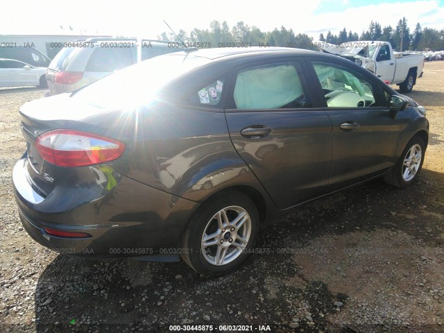 3FADP4BJ4JM144505  ford fiesta 2018 IMG 3