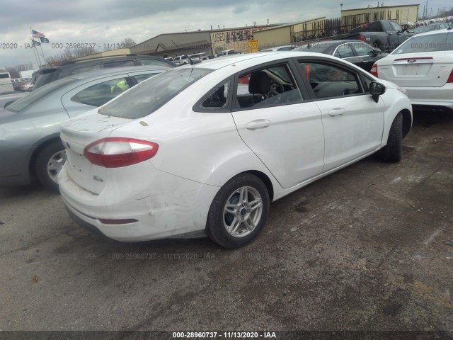 3FADP4BJ5JM128247  ford fiesta 2018 IMG 3