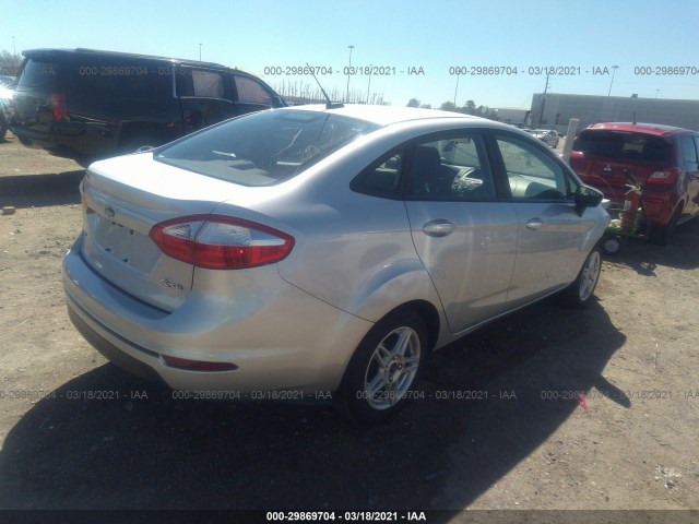 3FADP4BJXJM146386  ford fiesta 2018 IMG 3