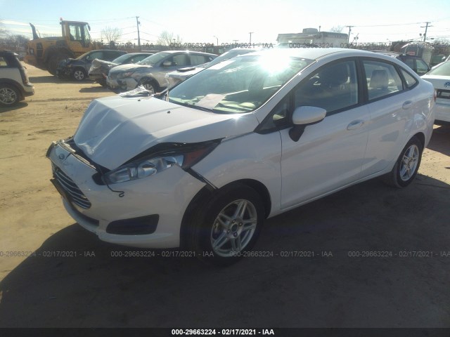 3FADP4BJ1KM129011  ford fiesta 2019 IMG 1