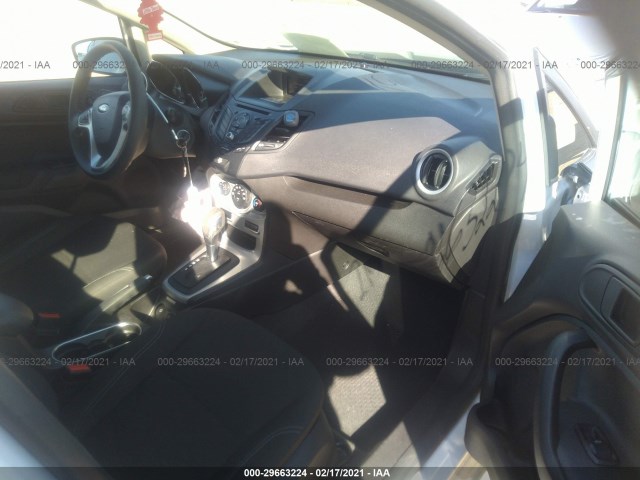 3FADP4BJ1KM129011  ford fiesta 2019 IMG 4