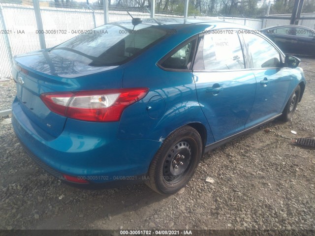 1FAHP3F29CL166762  ford focus 2012 IMG 3