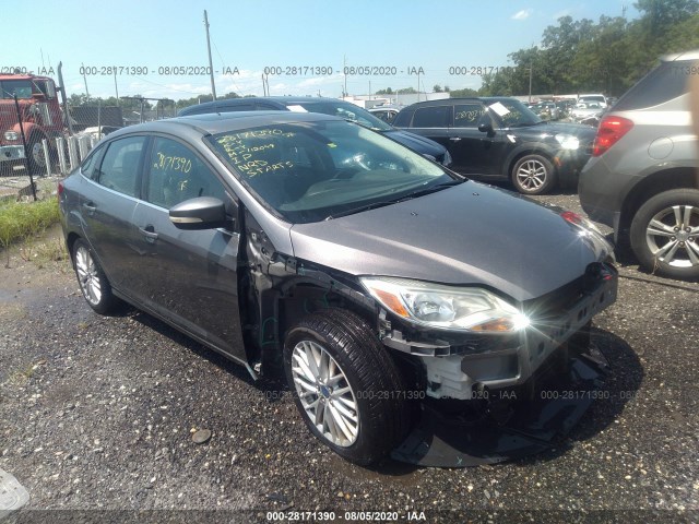 1FAHP3H27CL184822  ford focus 2012 IMG 0