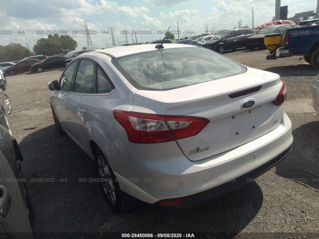 1FAHP3H28CL292821  ford focus 2012 IMG 2