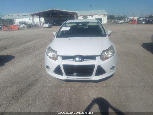 1FAHP3K29CL235603  ford focus 2012 IMG 5