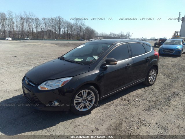 1FAHP3M22CL392774  ford focus 2012 IMG 1