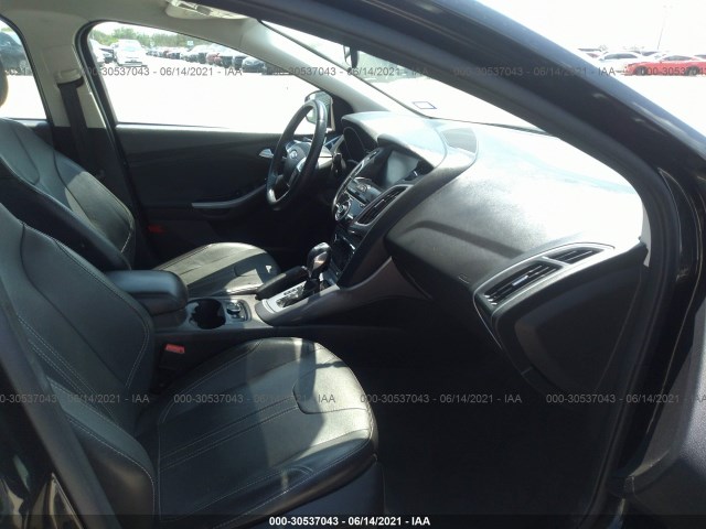 1FADP3J26EL229390  ford focus 2014 IMG 4