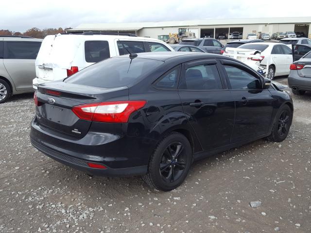 1FADP3F22EL405344  ford  2014 IMG 3