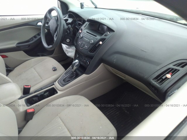 1FADP3F27FL210681  ford focus 2015 IMG 4