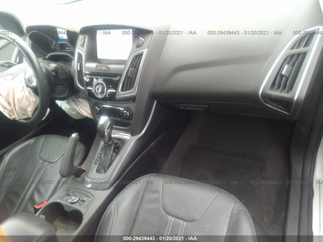 1FADP3J23EL355870  ford focus 2014 IMG 4