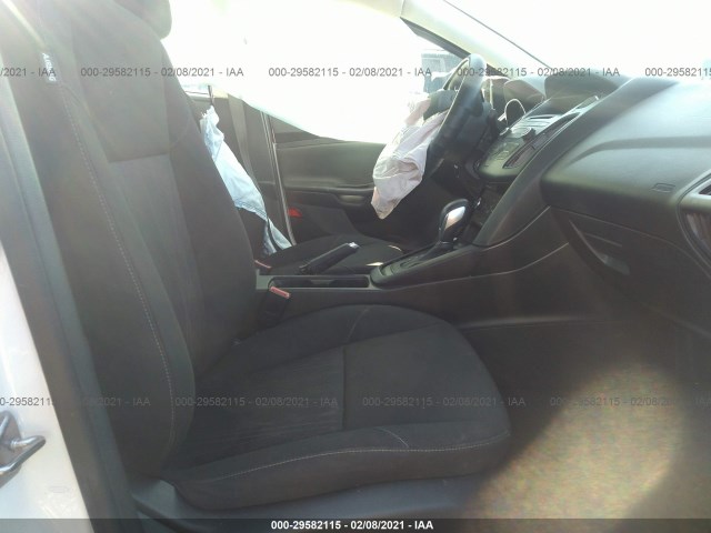 1FADP3E23FL298159  ford focus 2015 IMG 4