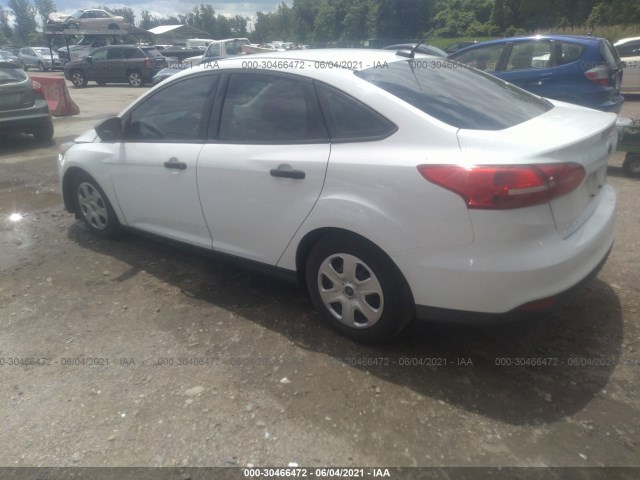 1FADP3E26GL237048  ford focus 2016 IMG 2