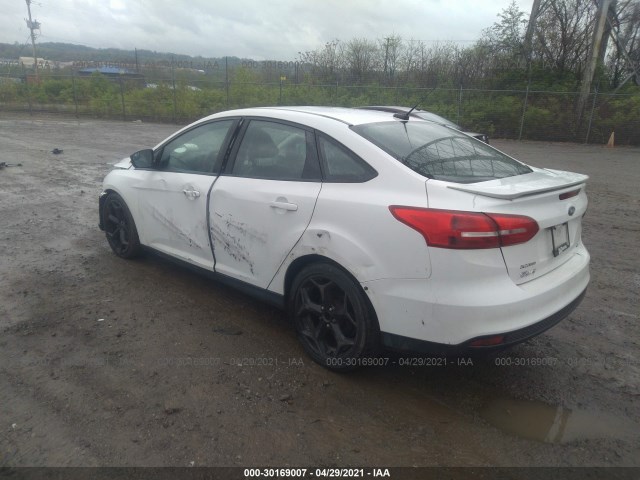 1FADP3F23FL360724  ford focus 2015 IMG 2