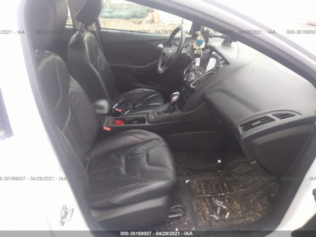 1FADP3F23FL360724  ford focus 2015 IMG 4