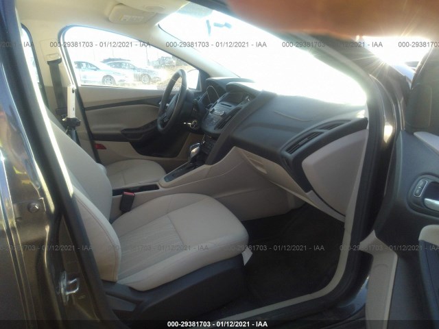 1FADP3F28FL276799  ford focus 2015 IMG 4