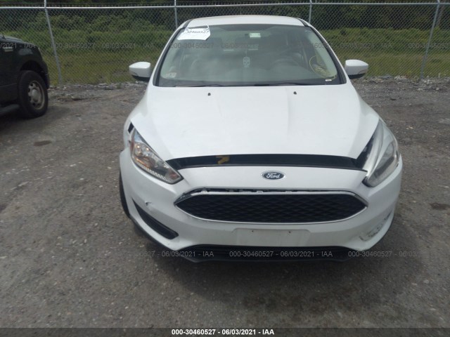 1FADP3K24FL264705  ford focus 2015 IMG 5