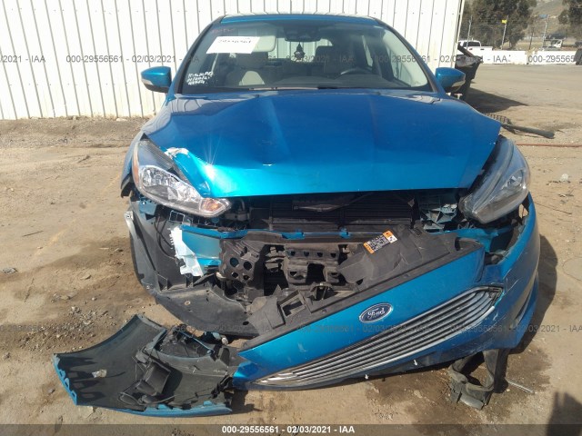 1FADP3N20GL221380  ford focus 2016 IMG 5