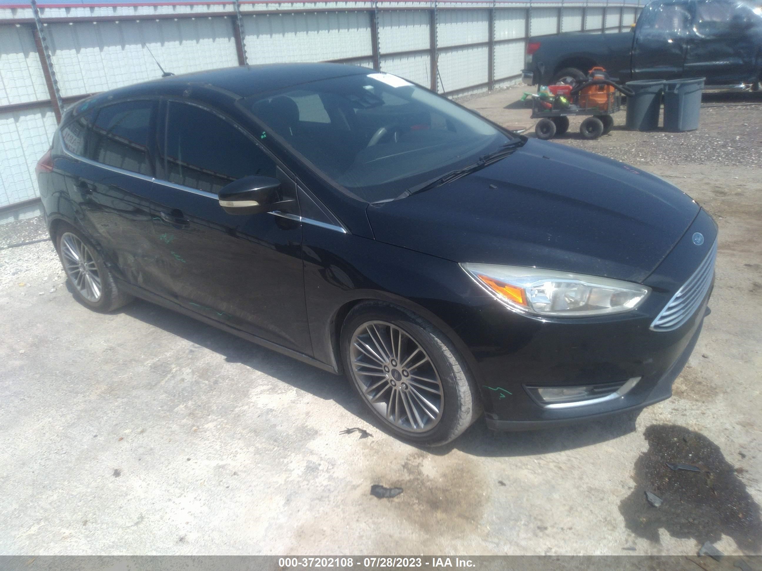 1FADP3N27GL241755  ford focus 2016 IMG 0