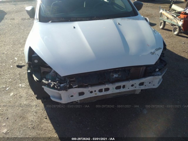 1FADP3E20GL361476  ford focus 2016 IMG 5