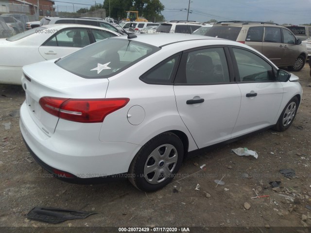 1FADP3E21GL296637  ford focus 2016 IMG 3