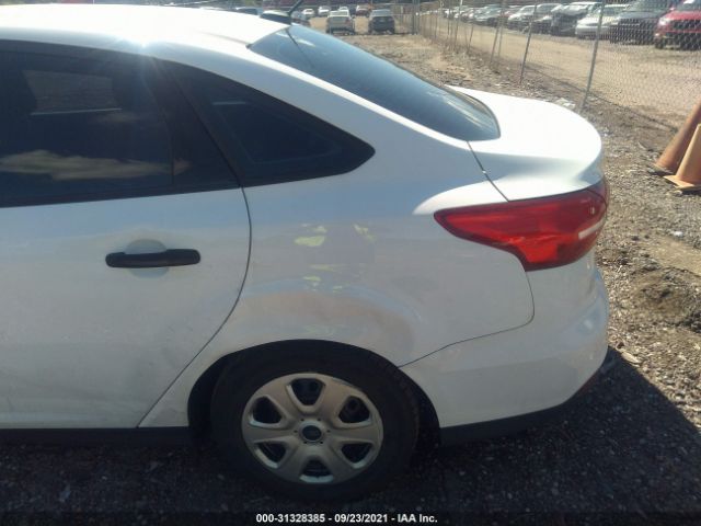 1FADP3E26GL275251  ford focus 2016 IMG 5