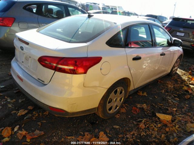 1FADP3E26GL403794  ford focus 2016 IMG 3