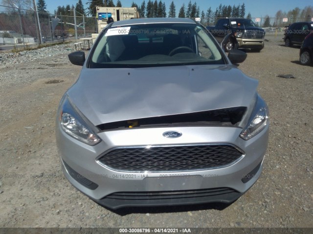 1FADP3E29GL289662  ford focus 2016 IMG 5