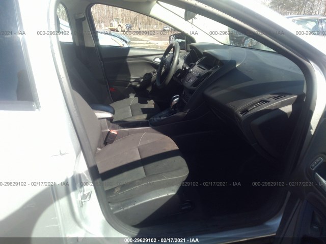 1FADP3F21GL335581  ford focus 2016 IMG 4