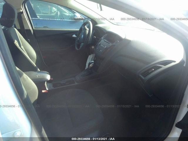 1FADP3F23GL217757  ford focus 2016 IMG 4