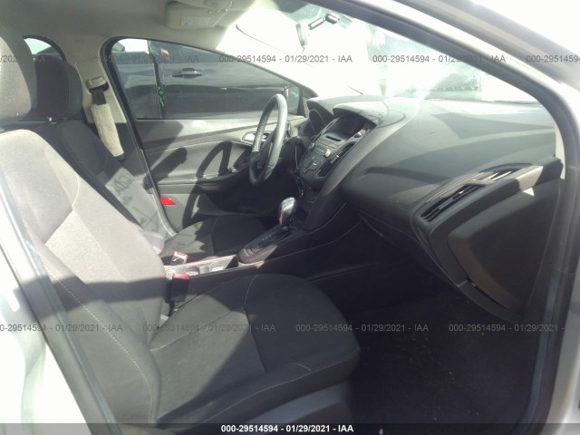 1FADP3F28GL369775  ford focus 2016 IMG 4