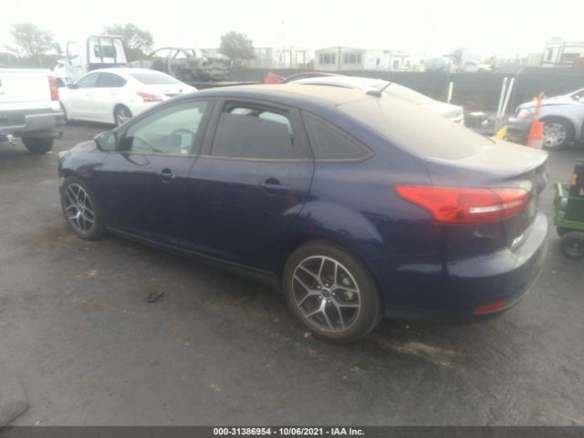 1FADP3H25HL211554  ford focus 2017 IMG 2