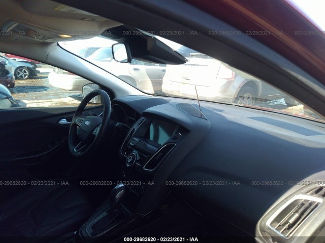 1FADP3J26GL252350  ford focus 2016 IMG 4