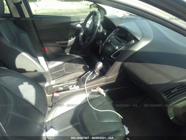 1FADP3K22GL277650  ford focus 2016 IMG 4