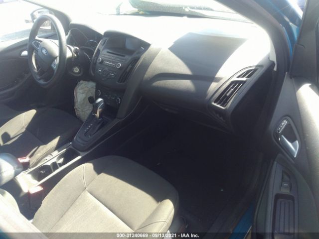 1FADP3K24GL372985  ford focus 2016 IMG 4